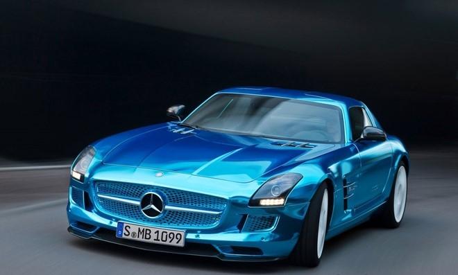 Mercedes Benz SLS AMG Electric Drive - 550.000 USD