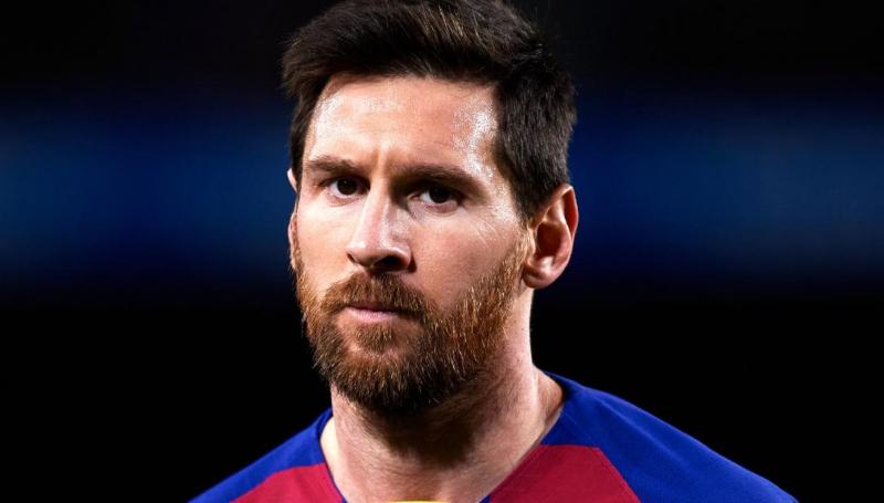 Messi là cầu thủ đầu tiên trong lịch sử ghi 5 bàn trong một trận đấu ở Champions League vào năm 2012