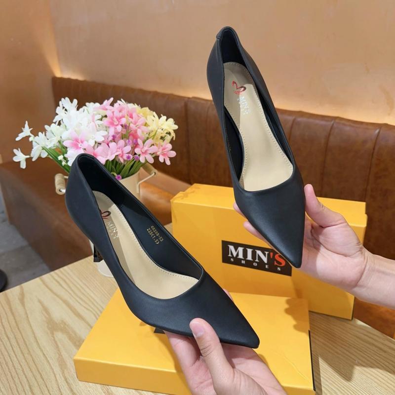 Min’s Shoes