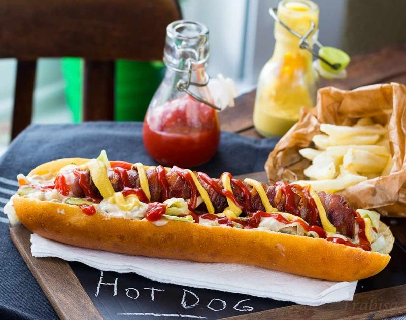 Món Hot Dogs nổi tiếng ở đất Mỹ