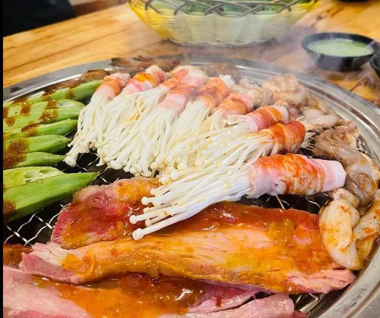 Mỳ cay Hàn Quốc Cheoeum