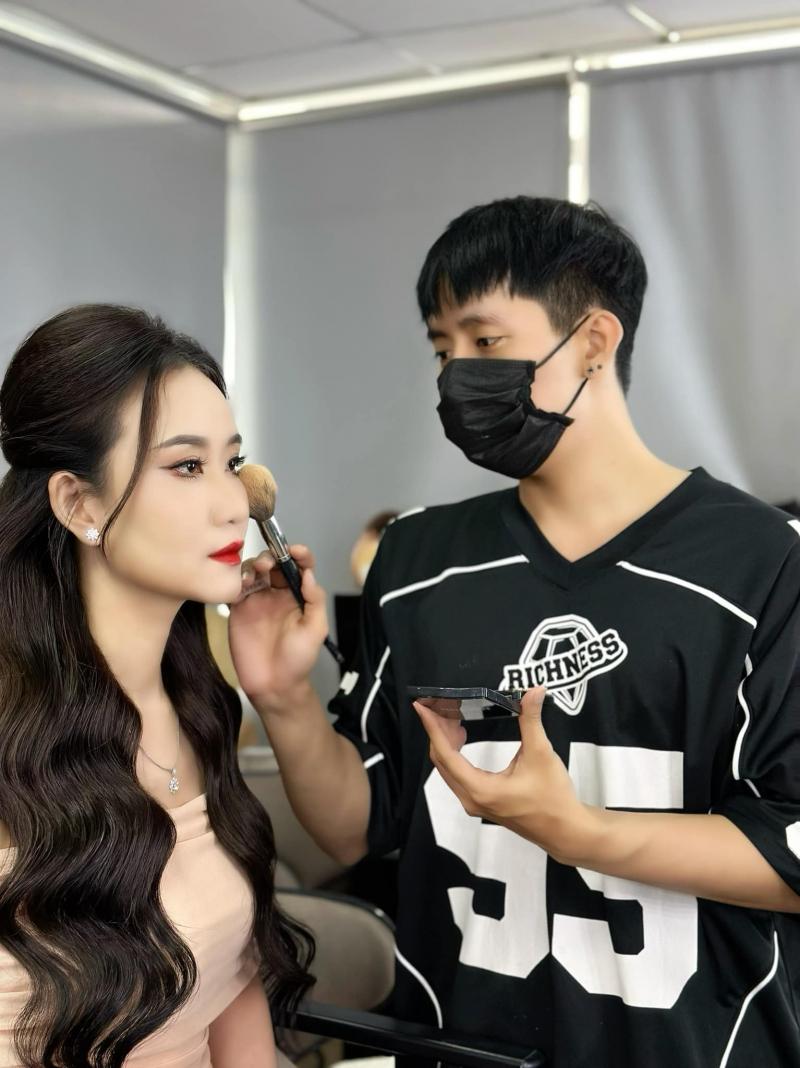 Nam Han Makeup Academy