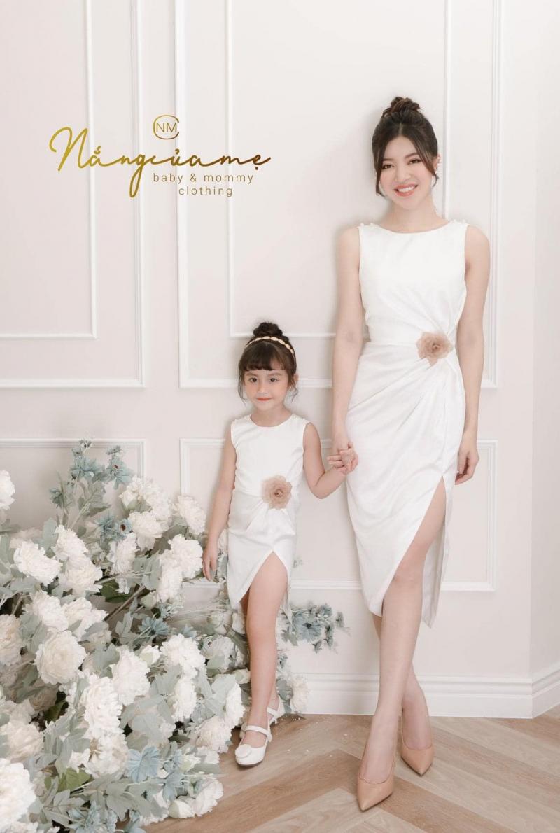 Váy đôi đi biển cho mẹ và bé gái in hoạ tiết  Hanyza Store
