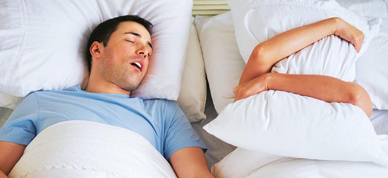 Ngáy là một chứng thường gặp khi ngủ nhưng hãy cẩn thận với những tiếng ngáy bất thường