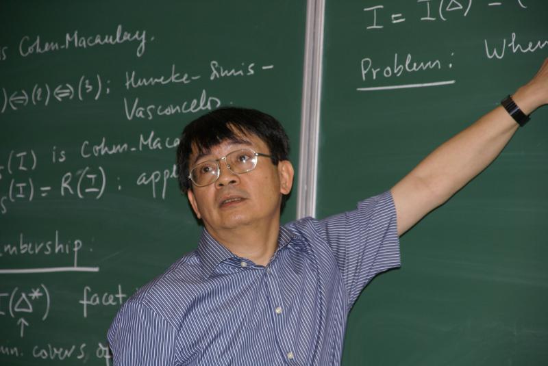 Nhà toán học - giáo sư Ngô Việt Trung