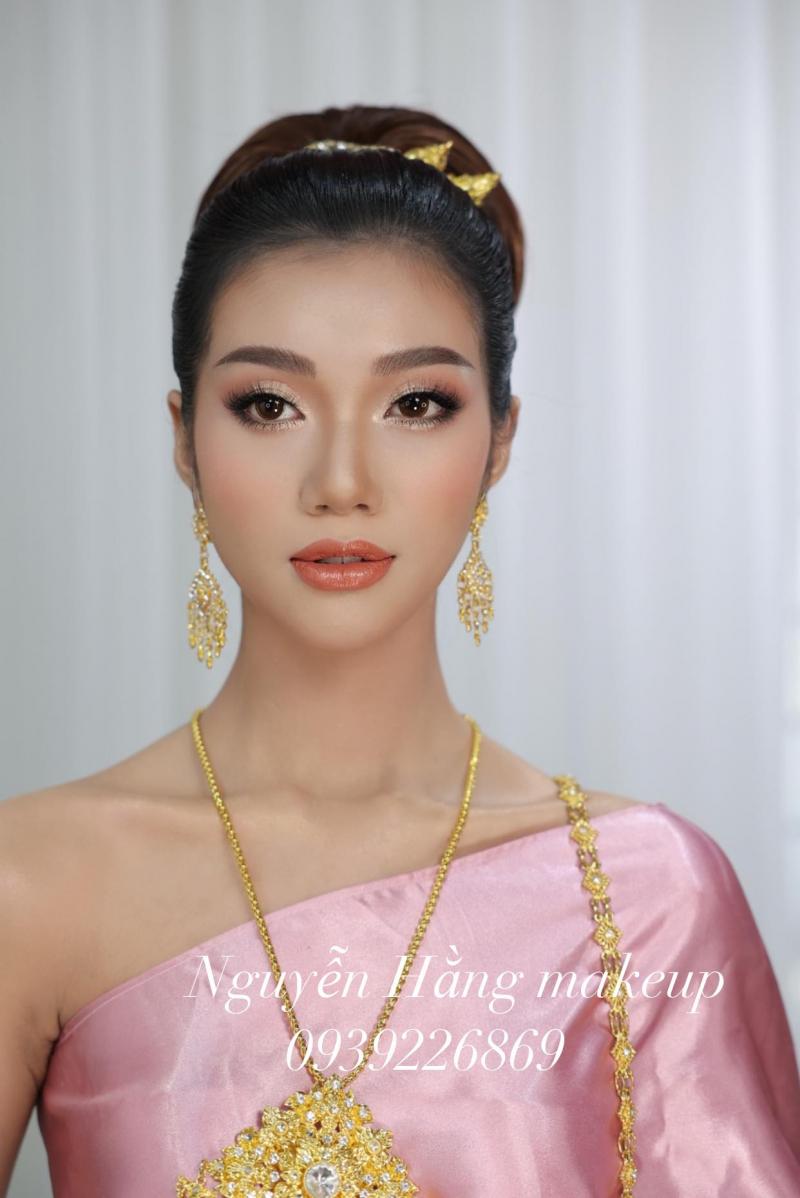 Nguyễn Hằng Make Up (Studio Nguyễn Hằng) nơi mang đến chất lượng makeup hàng đầu cho mỗi cô dâu