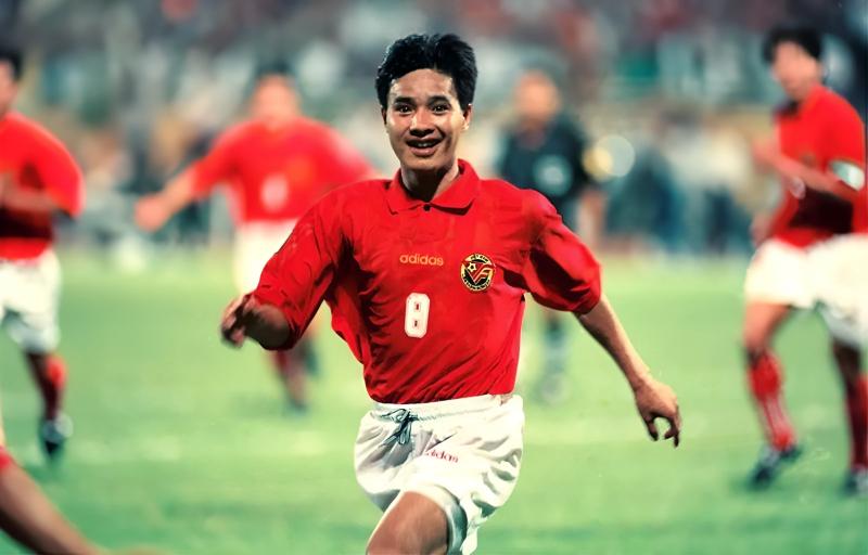 Cựu danh thủ Hồng Sơn được đánh giá là một trong những tiền vệ xuất sắc nhất Đông Nam Á.