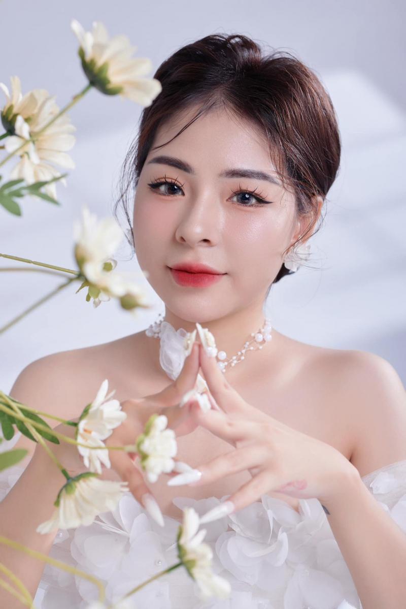 Nguyễn Ngà Makeup Artist