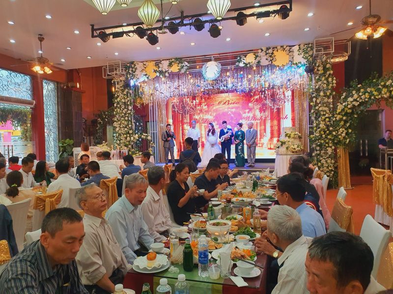 Tổ chức tiệc cưới tại Nhà hàng Hải Yến