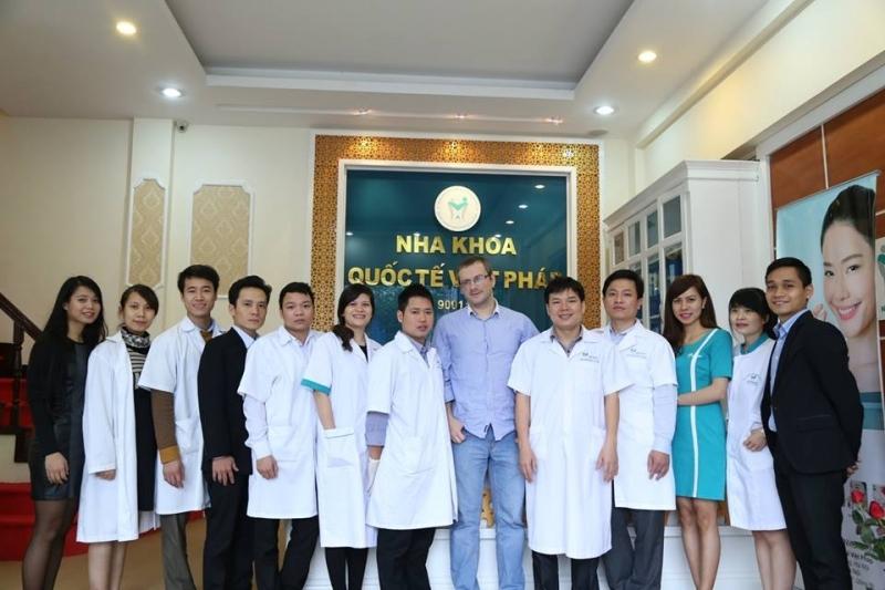 Đội ngũ bác sỹ tại Nha khoa Việt Pháp