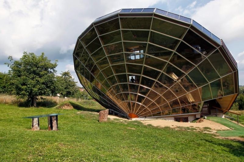 Ngôi nhà năng lượng mặt trời tại Pháp