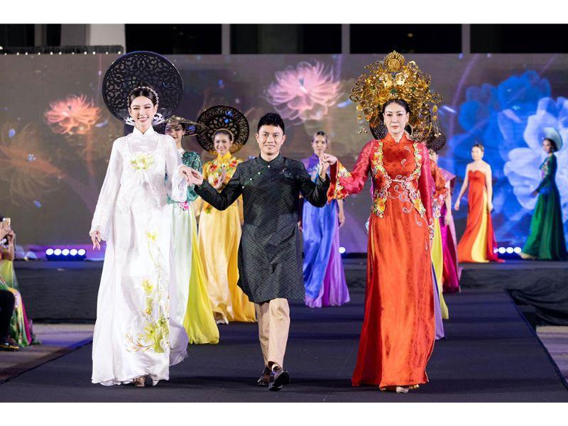 Hoa hậu Thùy Tiên và Hoa Hậu Hà Kiều Anh trong BST ‘Thì Thầm’  của Nhà thiết kế Ngô Nhật Huy