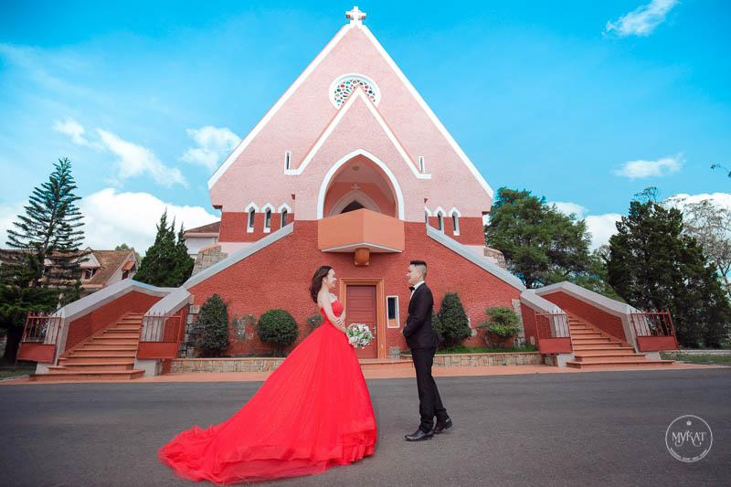 Ảnh cưới tại nhà thờ Domaine Đà Lạt