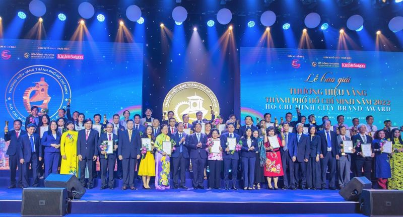 Nhựa Bình Minh thuộc top 20 Doanh nghiệp đạt giải “Thương hiệu Vàng TP.HCM” lần thứ 2  theo Quy chế bình chọn về việc tái tham gia 2 năm/ 1 lần.