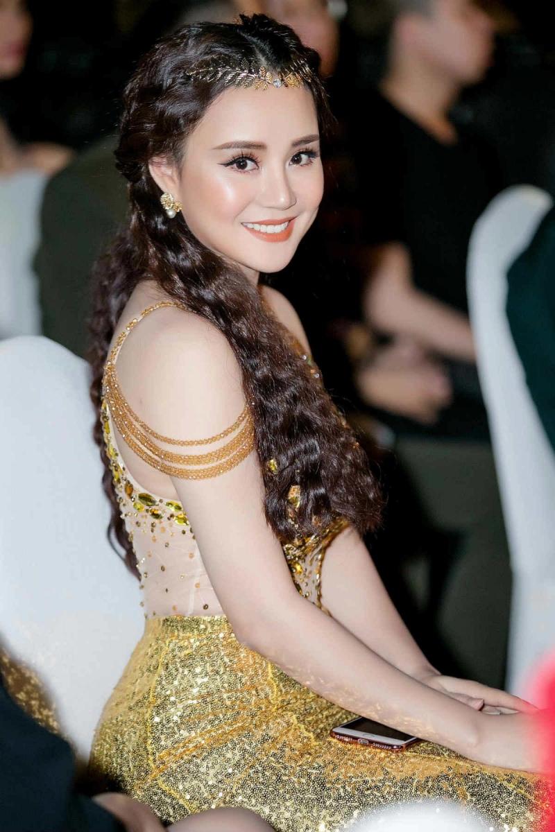Nữ ca sĩ Vy Oanh