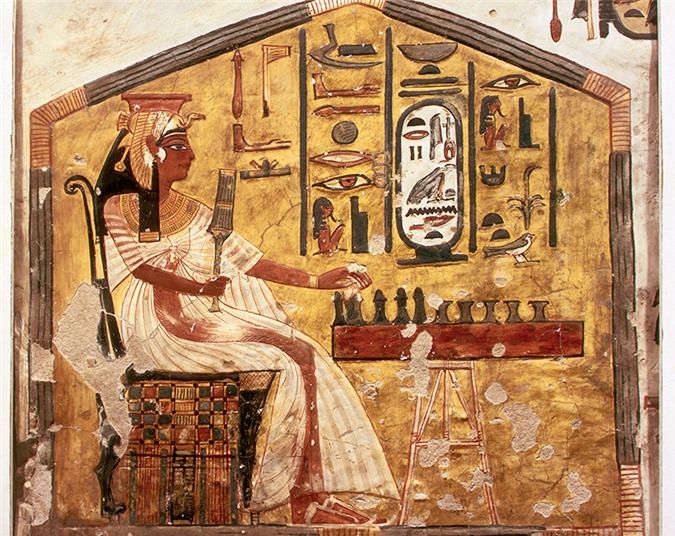 Nữ hoàng Ai Cập Nefertiti