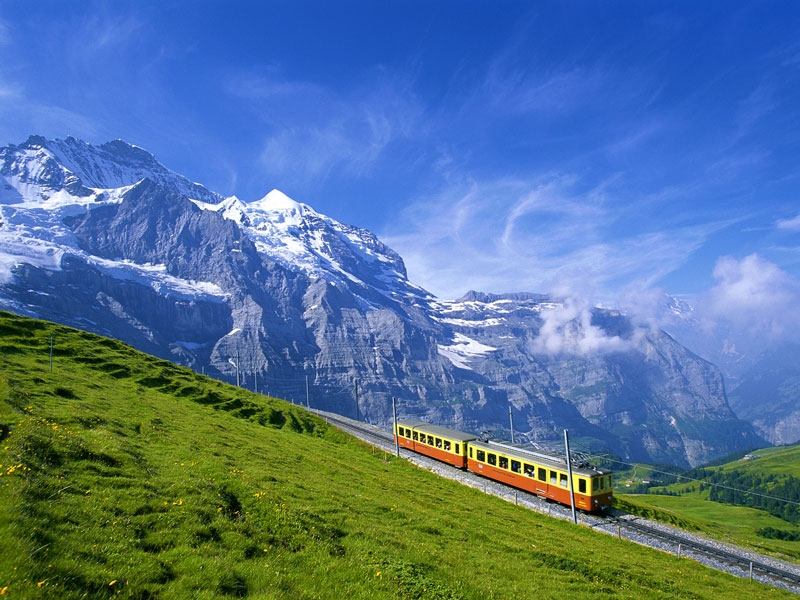 Đỉnh núi Jungfrau được mệnh danh là nóc nhà của Châu Âu