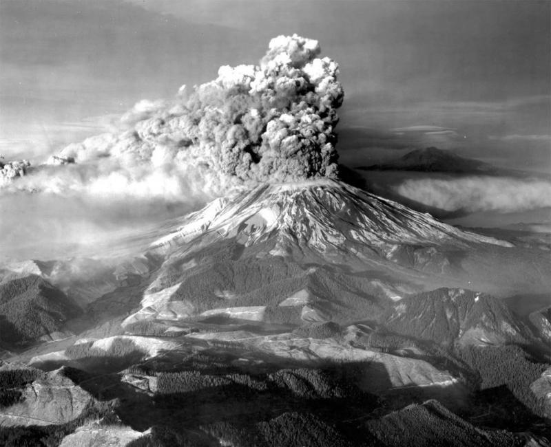 Vụ phun trào hủy diệt của núi lửa Pelée