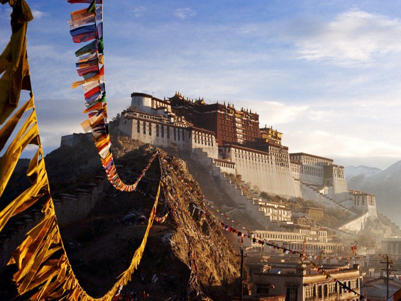 Núi Thành Đô Tây Tạng Lhasa