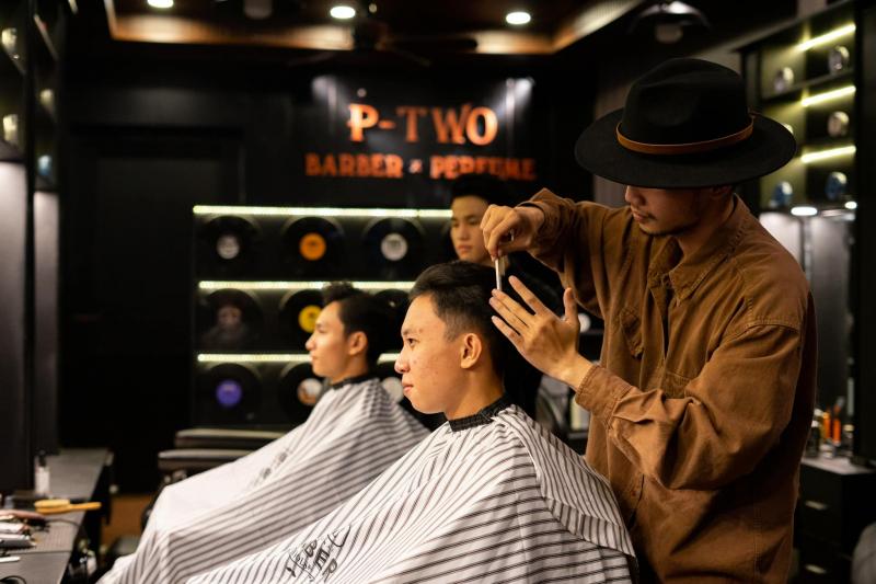 P-TWO Barber House