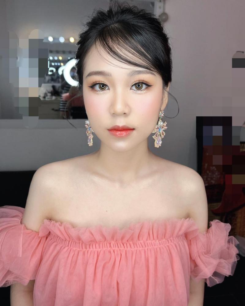 Phạm Lan Hương Makeup