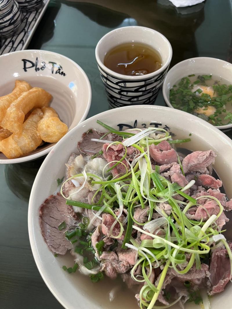 Phở Tần