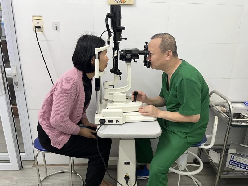 Phòng khám chuyên khoa mắt Bác sĩ Bách