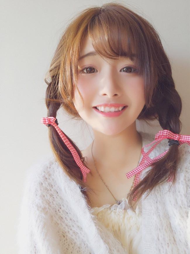 Phụ nữ Nhật Bản với chiếc răng khểnh duyên dáng