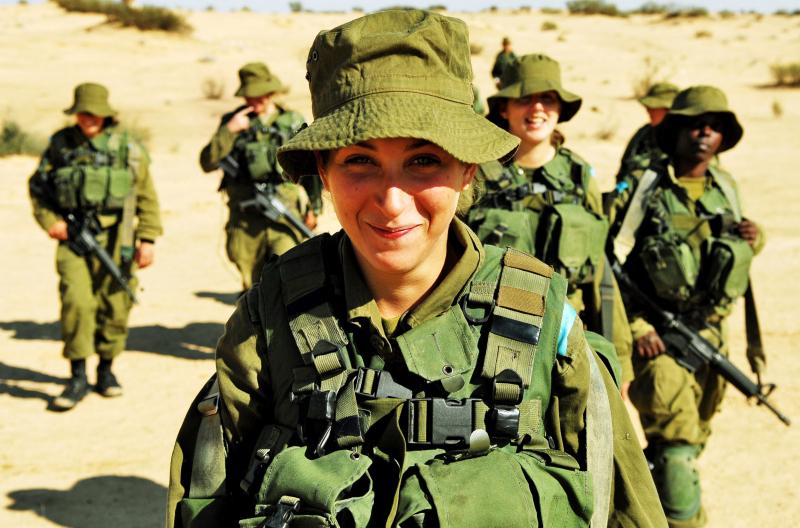 Phụ nữ phải tham gia nghĩa vụ quân sự ở Israel