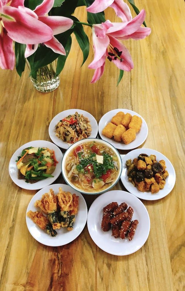 Quán chay Thiện Lạc (Vegan Restaurant)