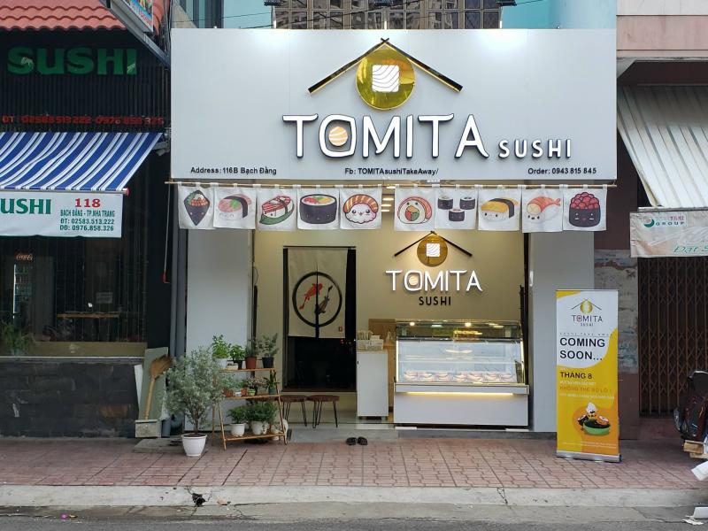 Quán Tomita Sushi