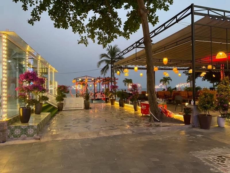 Resort Hoàng Gia Cafe