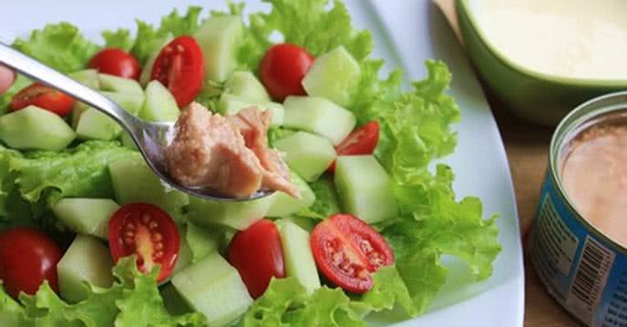 Salad cá ngừ dưa chuột
