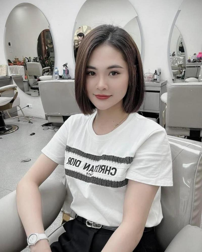 Salon Nam Sơn
