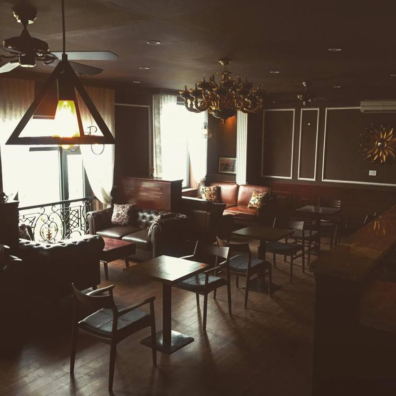 Serein Café & Lounge