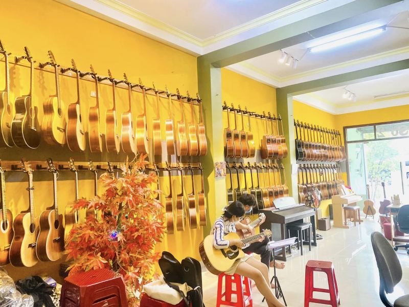 Shop Đàn Guitar Đà Nẵng