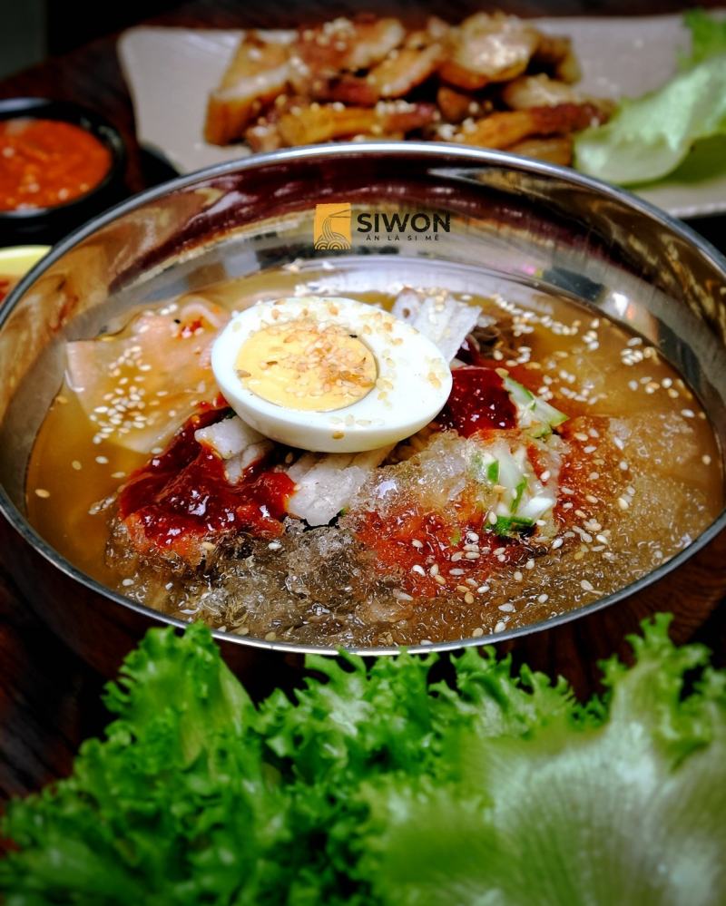 Siwon - Tiệm ăn Hàn Quốc