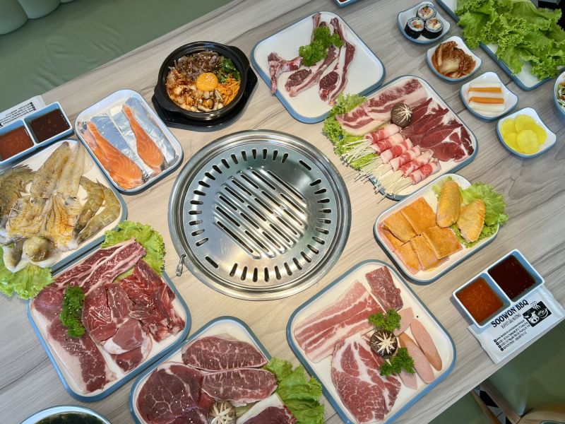 Menu của Soowon BBQ khiến thực khách ăn thả ga đã cơn thèm với trên 30 món đa dạng