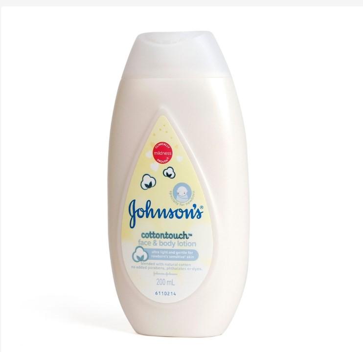 Sữa dưỡng thể toàn thân Johnson's Baby Cotton Touch