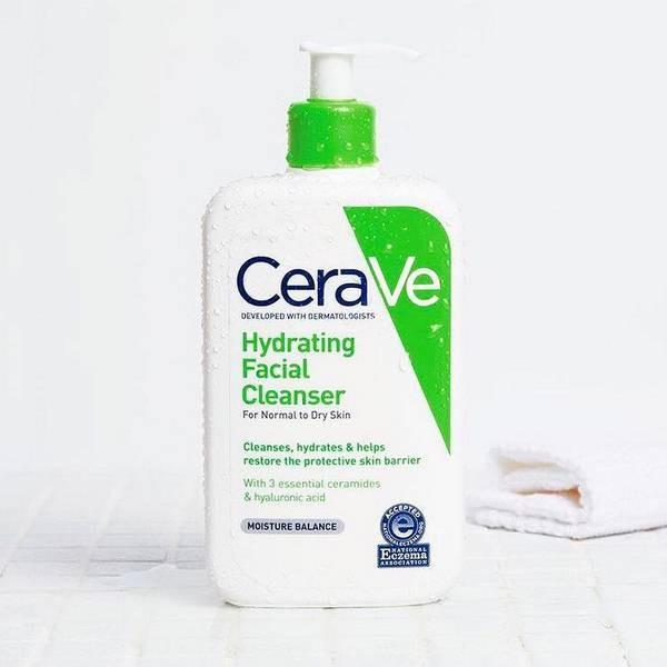 Sữa rửa mặt CeraVe Hydrating Cleanser dành cho da khô