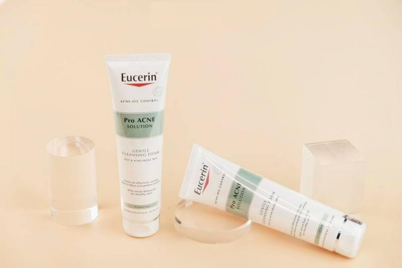 Sữa rửa mặt Eucerin Pro Acne Cleansing Foam