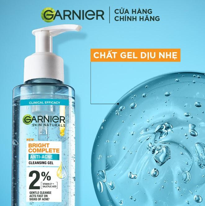 Sữa rửa mặt Garnier Skin Naturals Bright Complete Anti-Acne Cleansing Gel