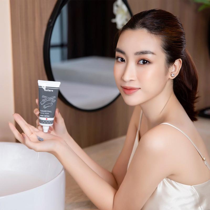 Hoa hậu Đỗ Mỹ Linh tin dùng sản phẩm Naris Natu﻿﻿﻿re Charcoal Facial Wash