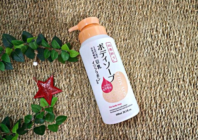 Sữa tắm chiết xuất đậu nành Shikioriori Soy Milk Body Soap