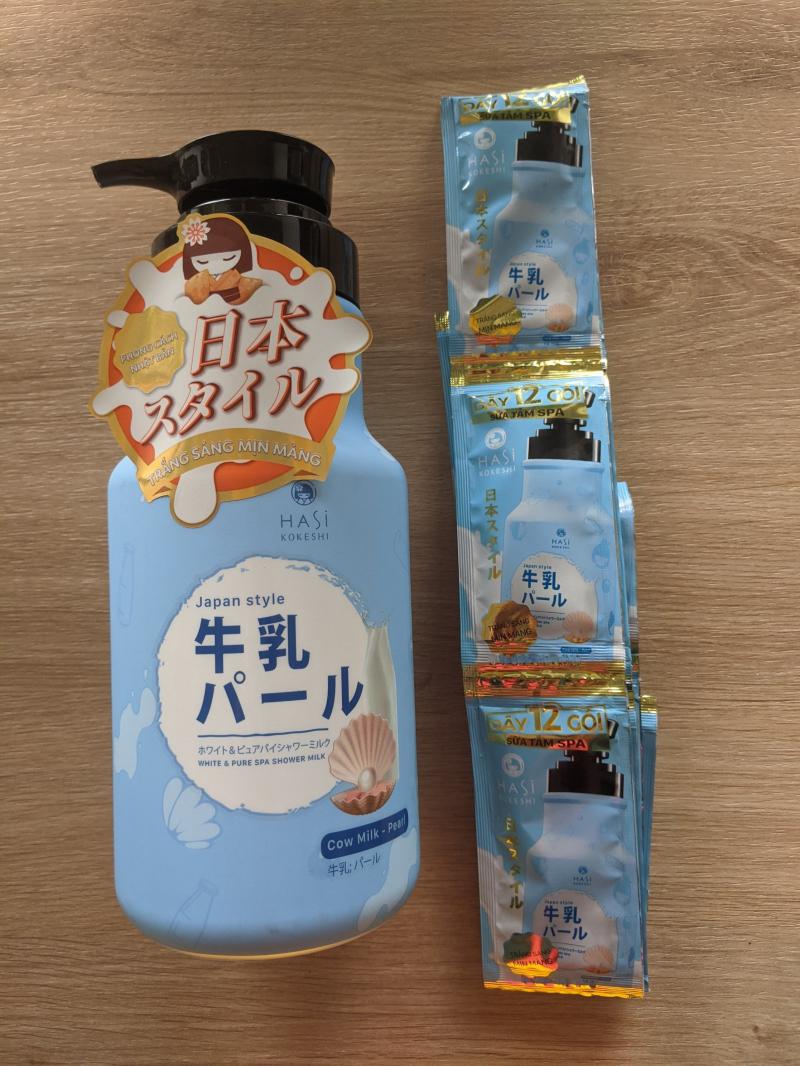 Sữa tắm Hasi Kokeshi