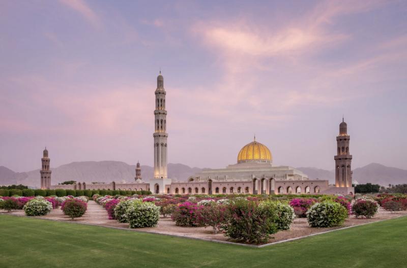 Đại Thánh đường Hồi giáo Sultan Qaboos - Oman