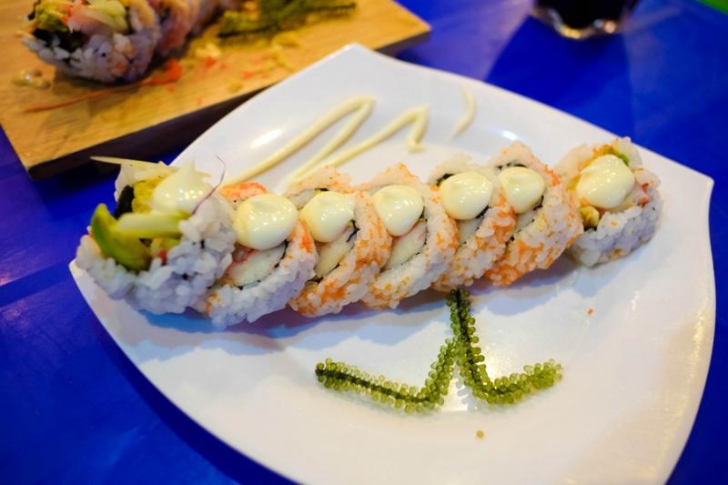 Sushi Cô Chủ Hoa Mai