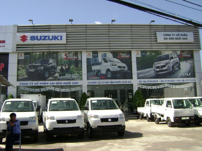 Xưởng sửa chữa rộng rãi, trang thiết bị hiện đại là điểm cộng của Suzuki Sài Gòn Ngôi Sao.