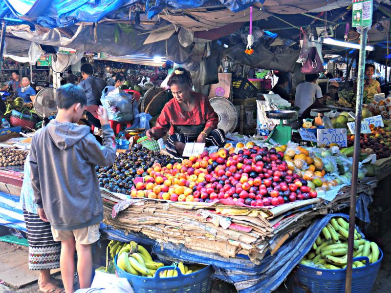Chợ sáng Talat Sao