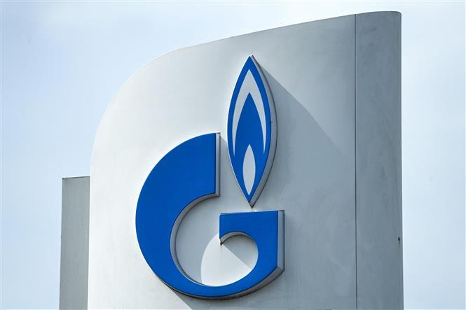 Biểu tượng của Gazprom. (Ảnh: AFP/TTXVN)